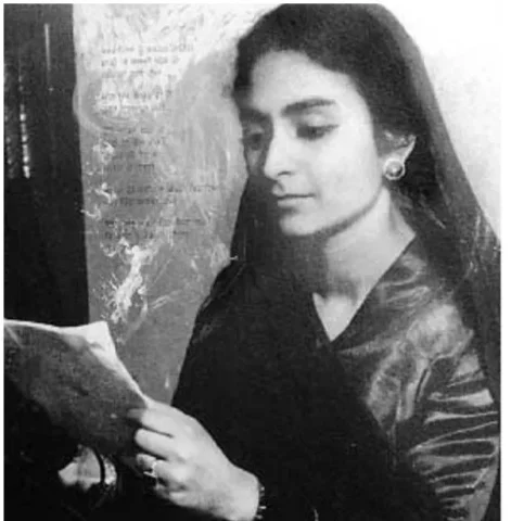 Amrita Pritam reading her verse